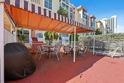 200 172nd St #108, Sunny Isles Beach, FL 33160 - Photo 30