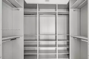 700 NE 24th St, Miami, FL 33137 - Photo 30