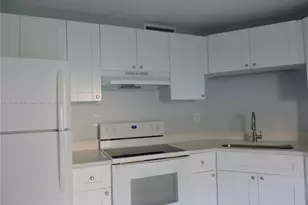 13045 SW 68th St, Miami, FL 33183 - Photo 10