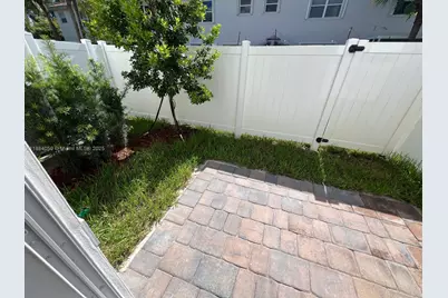 109 SW 170 Ave, Pembroke Pines, FL 33027 - Photo 72