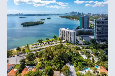 891 NE 70th St, Miami, FL 33138 - Photo 2