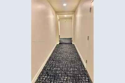 1900 N Bayshore Dr #901, Miami, FL 33132 - Photo 12