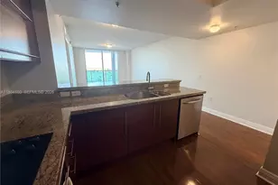 2641 N Flamingo Rd, Sunrise, FL 33323 - Photo 4