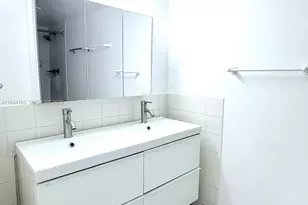 1201 NE 191st St, Miami, FL 33179 - Photo 26