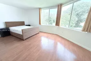 1201 NE 191st St, Miami, FL 33179 - Photo 20