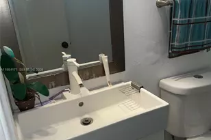 20201 NE 29th Ct, Aventura, FL 33180 - Photo 2