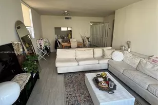 1665 Bay Rd, Miami Beach, FL 33139 - Photo 10