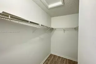 10453 NW 11th St, Pembroke Pines, FL 33026 - Photo 12