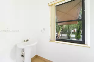 1932 Adams St, Hollywood, FL 33020 - Photo 8