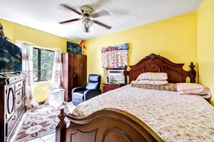 15770 NE 18th Ct, North Miami Beach, FL 33162 - Photo 22