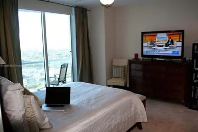 185 SW 7 St #1802, Miami, FL 33130 - Photo 16