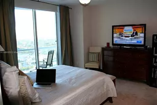185 SW 7th St, Miami, FL 33130 - Photo 16