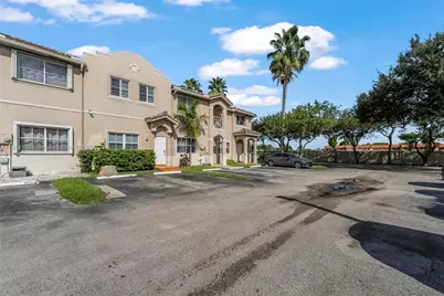 16618 NW 71st Ave, Miami Lakes, FL 33014 - Photo 40