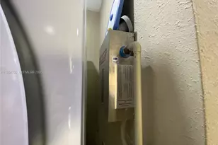 15815 NW 22nd Ave, Miami Gardens, FL 33054 - Photo 14