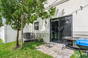 1137 SW 7th Ct, Florida City, FL 33034 - Photo 20