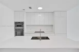 700 NE 24th St, Miami, FL 33137 - Photo 2