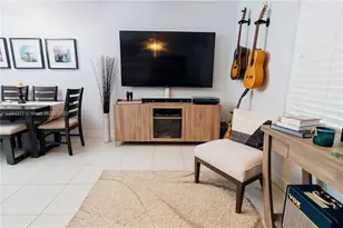 7901 SW 64th Ave, South Miami, FL 33143 - Photo 2