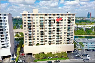 437 Golden Isles Dr #14G, Hallandale Beach, FL 33009 - Photo 12