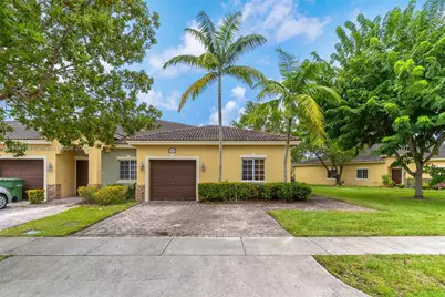 3327 NE 11th Dr, Homestead, FL 33033 - Photo 1