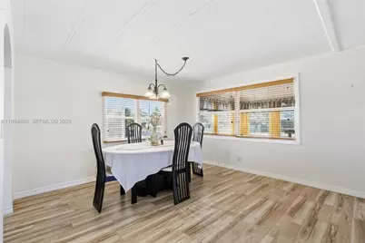 5720 Lakeshore Dr, Dania Beach, FL 33312 - Photo 6