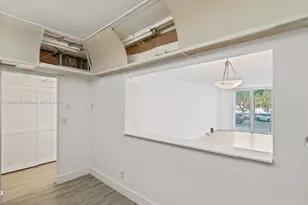 19380 Collins Ave, Sunny Isles Beach, FL 33160 - Photo 22