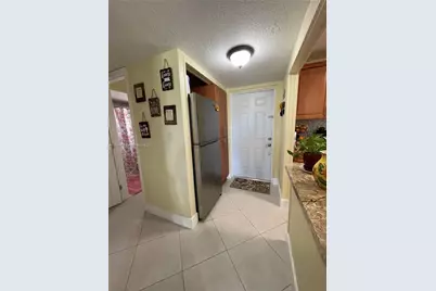 9041 Sunrise Lakes Blvd #108, Sunrise, FL 33322 - Photo 6