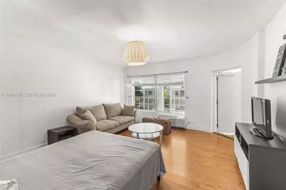 1241 14th St #9, Miami Beach, FL 33139 - Photo 10
