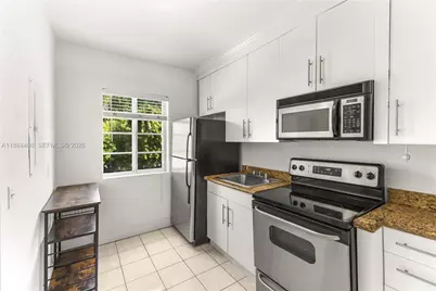 1241 14th St #9, Miami Beach, FL 33139 - Photo 14