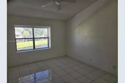 4599 S Carambola Cir S #27344, Coconut Creek, FL 33066 - Photo 10