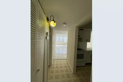 1301 NE Miami Gardens Dr #323W, Miami, FL 33179 - Photo 2