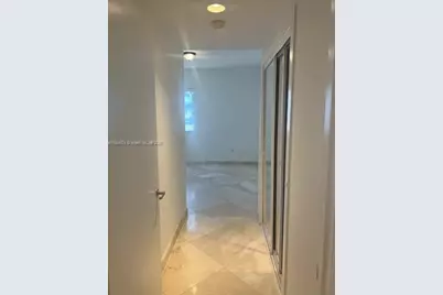 1050 Brickell #3314, Miami, FL 33131 - Photo 6