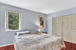 9900 SW 12th St, Pembroke Pines, FL 33025 - Photo 12