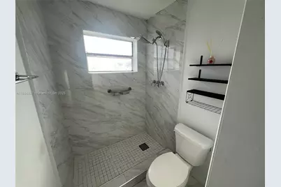 887 W 29th St #1, Hialeah, FL 33012 - Photo 6