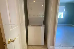 1143 SW 1st St, Fort Lauderdale, FL 33312 - Photo 24