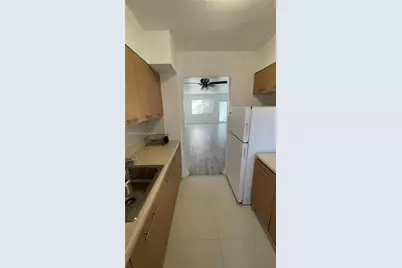 320 86th St #3, Miami Beach, FL 33141 - Photo 6