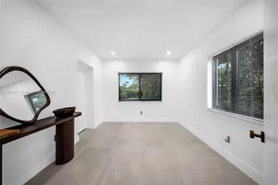 5250 NW 4th St, Miami, FL 33126 - Photo 26