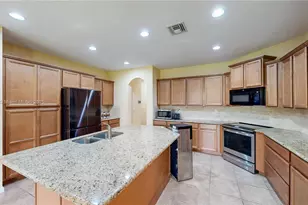 12922 SW 221st St, Miami, FL 33170 - Photo 16