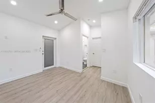 1825 Alamanda Dr, North Miami, FL 33181 - Photo 16