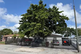 825 E 9th Ln, Hialeah, FL 33010 - Photo 4