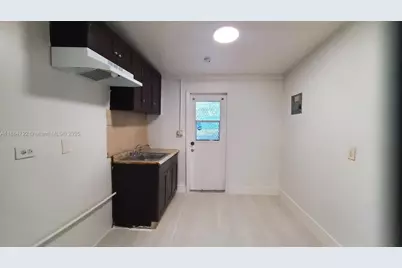 841 NW 12th Ave #1, Fort Lauderdale, FL 33311 - Photo 4