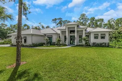 5174 Sycamore Dr, Naples, FL 34119 - Photo 2
