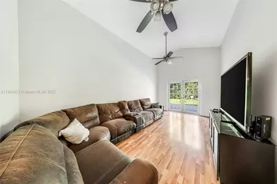 4030 SW 62nd Ave, South Miami, FL 33155 - Photo 10