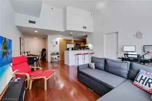 1060 Brickell Ave, Miami, FL 33131 - Photo 6