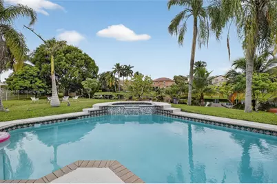 18551 NW 14th St, Pembroke Pines, FL 33029 - Photo 38