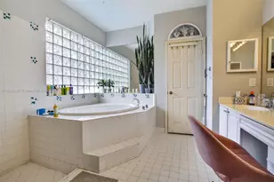 18551 NW 14th St, Pembroke Pines, FL 33029 - Photo 20