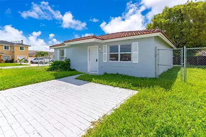 25860 SW 127th Pl, Homestead, FL 33032 - Photo 2