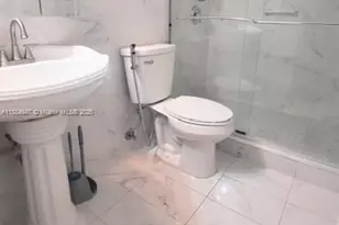 6675 W 4th Ave, Hialeah, FL 33012 - Photo 10