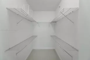 31 SE 5th St, Miami, FL 33131 - Photo 20