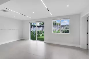 323 NW 104th Terrace, Miami, FL 33150 - Photo 8