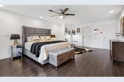 2830 NE 56 Ct, Fort Lauderdale, FL 33308 - Photo 12